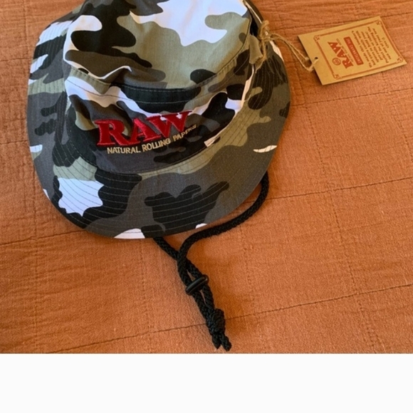 Bata - Picture 2 of 6